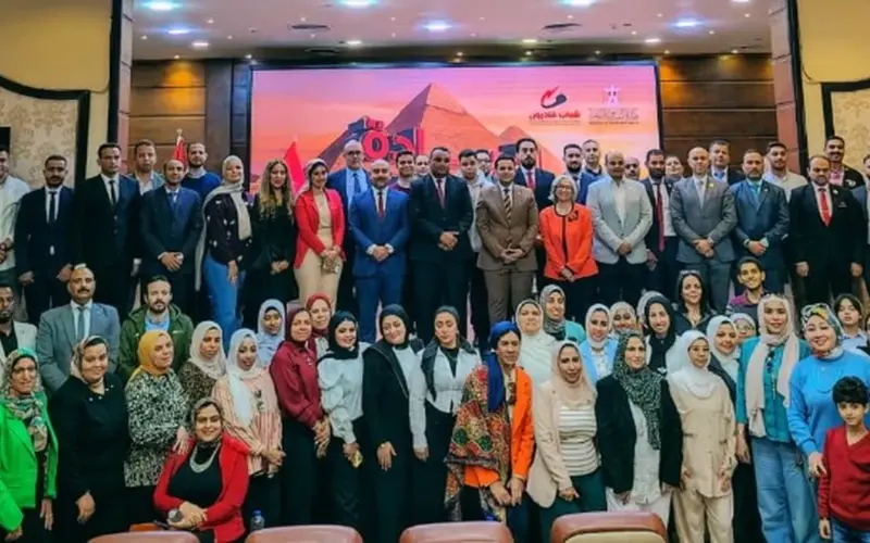 وزارة الشباب والرياضة تطلق برنامج “القيادة من أجل التأثير” لتدريب طلاب الجامعات